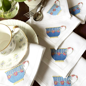Napkins Embroidered Cups 30x30cm Kit 6 units 100% linen