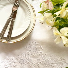 Load image into Gallery viewer, Embroidered Queen Tablecloth 2.10x2.10m square 100% linen without napkin