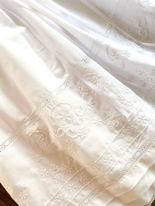 Roupa de Batizado Realeza bordado 100% algodão