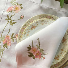 Load image into Gallery viewer, Fleur Rose 100% linen placemat with napkin 