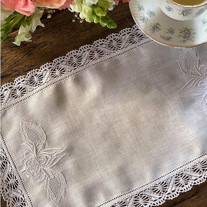 Embroidered and lace Sieve Leaf Tray Cloth 23x37cm 100% linen