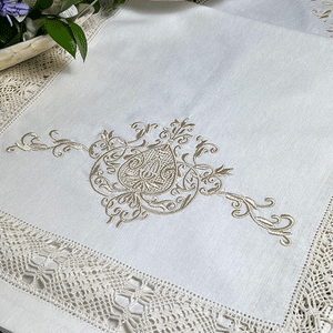 Brugges table centerpiece embroidered 50x1.60m ivory 