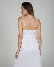 Load image into Gallery viewer, 100% cotton Venise nightgown with lace 