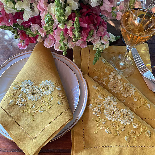Embroidered floral napkin 40x40cm 100% mustard linen unit