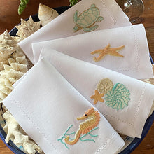 Load image into Gallery viewer, Seafood Napkin Kit 4 units 100% linen 40x40cm