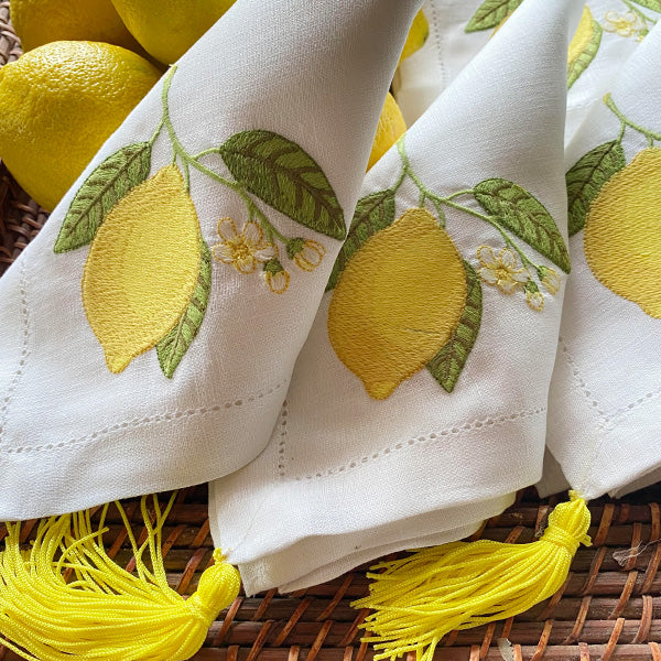 Guardanapo Limão siciliano bordado - pingente amarelo  100% linho 40x40cm
