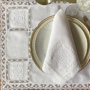 Embroidered Arabesque placemat and 100% linen lace with napkin 