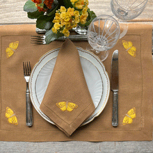 Load image into Gallery viewer, Butterfly Yellow 100% linen placemat with napkin