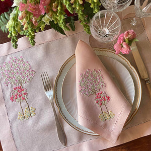 Vintage pink Floral Bouquet 100% linen placemat with napkin 