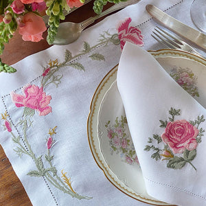 Jardin de Roses 100% linen placemat with napkin 