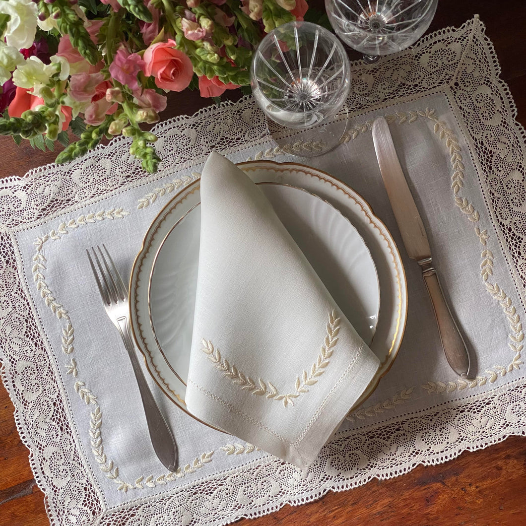 100% linen vintage ivory lace placemat with napkin 
