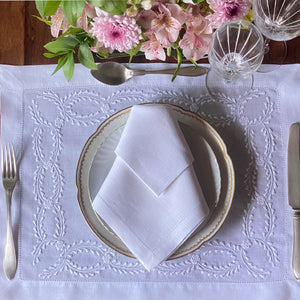 Hand embroidered 100% linen Victoria placemat with napkin