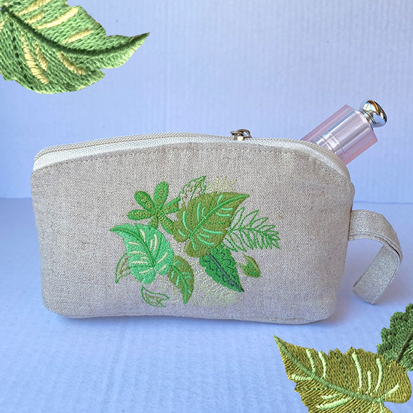 Toiletry bag Small embroidered oval sheet 