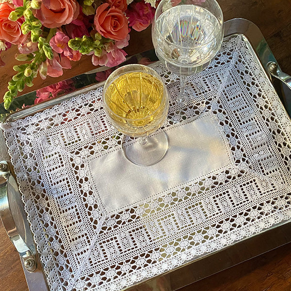 Brugges lace tray cloth 30x41cm 