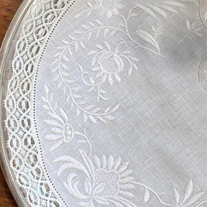 Floral Tray Cloth embroidered with lace 041cm round