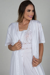 Pearl robe with lace