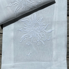 Load image into Gallery viewer, Embroidered Chrysanthemum Towel Towel 42x75cm 100% linen