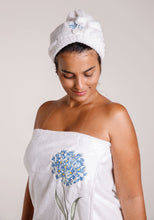 Load image into Gallery viewer, Blue Hortência Shower Cap one size