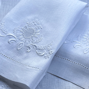 Arabesco sieve guest towel embroidered 26x45cm 100% linen - unit